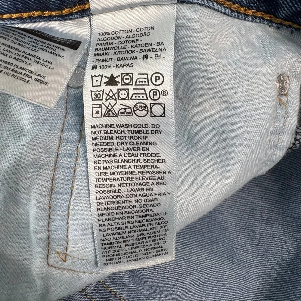 Levi's Jeans Mens Size 34x32 Blue 550 Relaxed Fit Tapered‎ Leg Denim Everyday